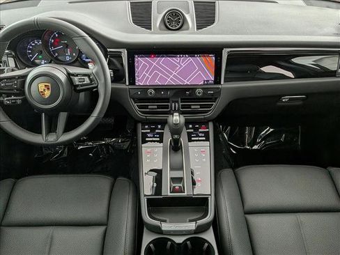 New 2026 Porsche Macan image 20