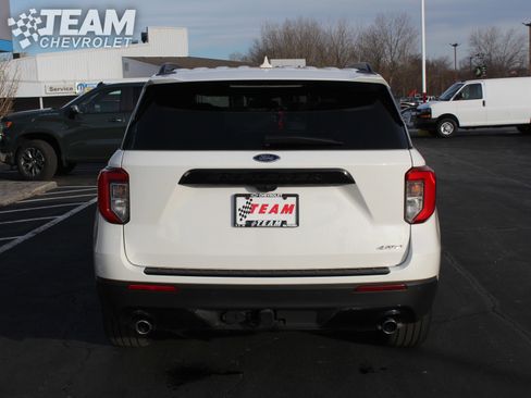 Used 2022 Ford Explorer ST-Line w/ Class IV Trailer Tow Package image 5