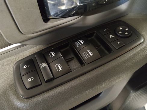 Used 2019 RAM 1500 Big Horn RWD image 27