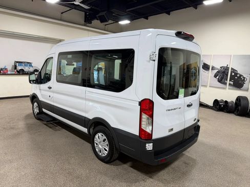 Used 2018 Ford Transit 150 XL RWD image 20