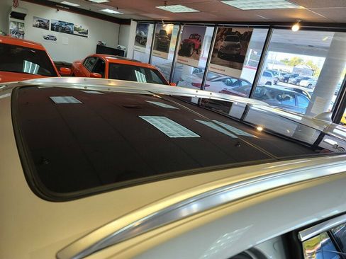 Used 2019 Cadillac XT5 Premium Luxury image 32