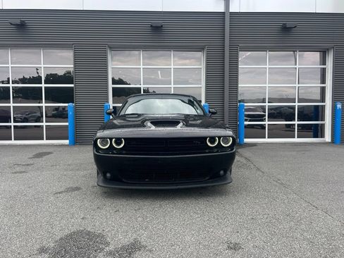 Used 2020 Dodge Challenger R/T w/ Blacktop Package RWD image 5