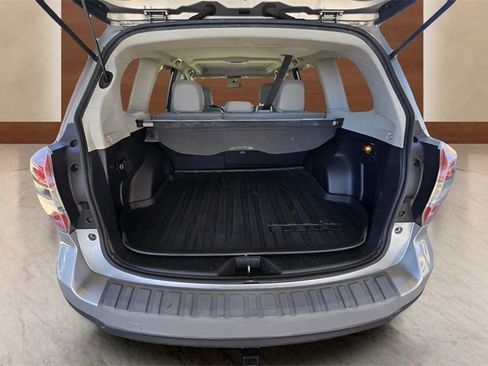 Used 2016 Subaru Forester 2.5i Touring w/ Popular Package #2 image 32