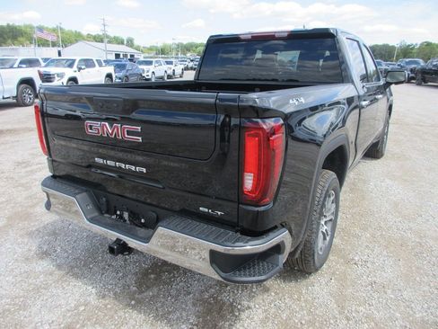 New 2026 GMC Sierra 1500 SLT w/ SLT Convenience Package AWD/4WD image 4