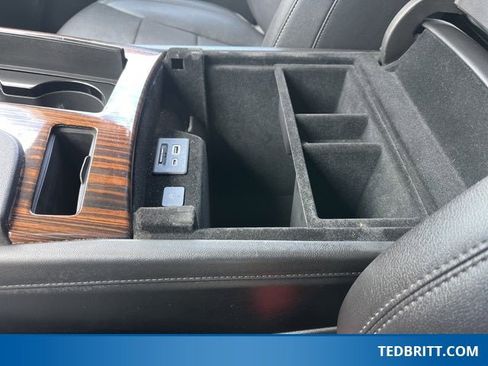 Used 2021 Cadillac Escalade ESV Luxury image 42