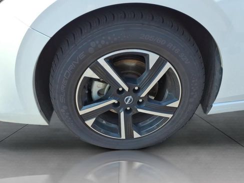 Used 2024 Nissan Sentra SV FWD image 9