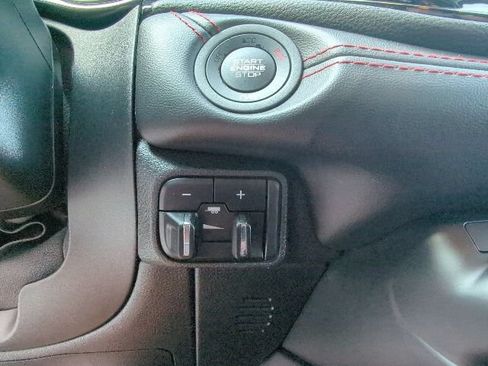 Used 2024 Dodge Durango GT AWD/4WD image 23
