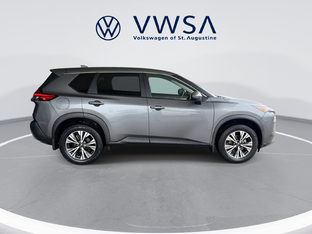 Used 2023 Nissan Rogue SV FWD image 8