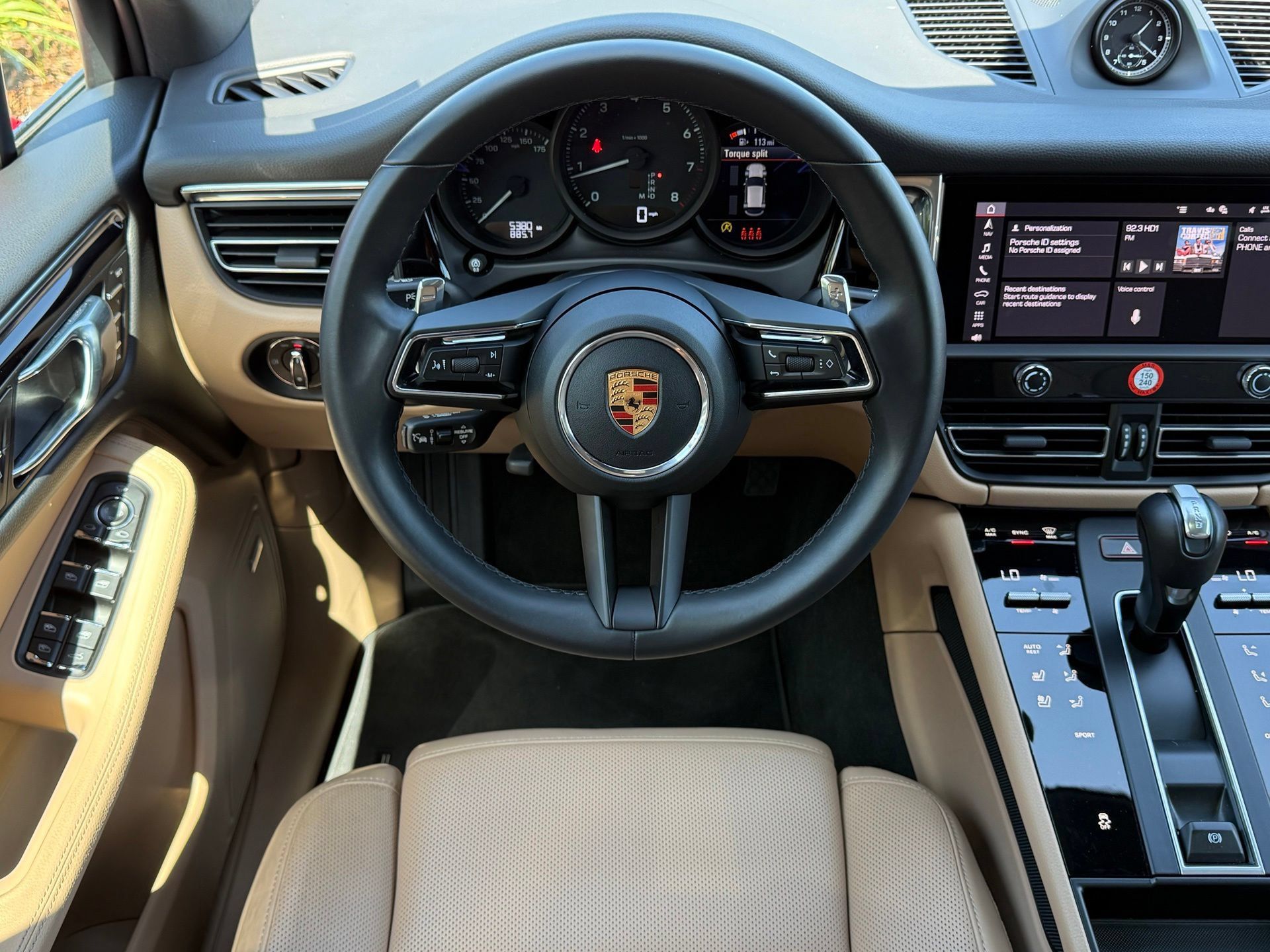 Certified 2026 Porsche Macan AWD/4WD image 15