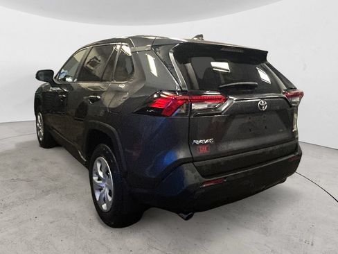 Used 2023 Toyota RAV4 LE AWD/4WD image 3
