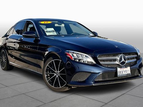 Used 2019 Mercedes-Benz C 300 Sedan image 2