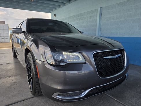 Used 2017 Chrysler 300 S w/ S Model Appearance Package RWD image 1