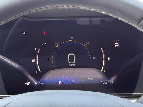 Used 2024 Chevrolet Trax LT w/ Driver Confidence Package FWD image 19