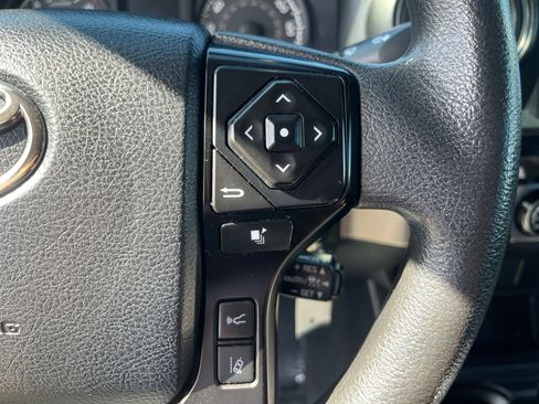 Used 2018 Toyota Tacoma SR w/ SR Convenience Package RWD image 15