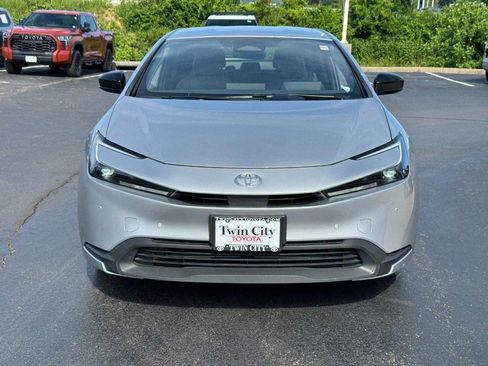 Certified 2023 Toyota Prius LE AWD/4WD image 10