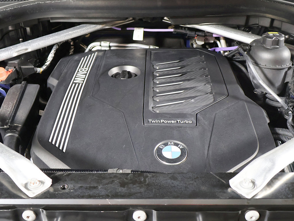 Used 2022 BMW X5 xDrive40i AWD/4WD image 18