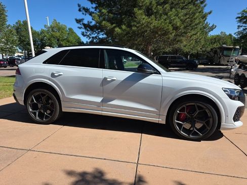 Used 2026 Audi RS Q8 performance AWD/4WD image 10