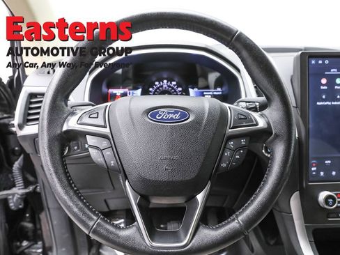 Used 2021 Ford Edge SEL w/ Convenience Package image 10