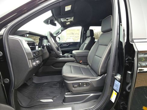 New 2026 GMC Yukon Elevation w/ LPO, Floor Liner Package image 14