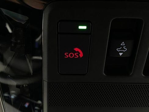 New 2025 Mitsubishi Outlander SE image 29