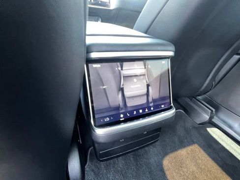 Used 2024 Tesla Model X AWD/4WD image 29