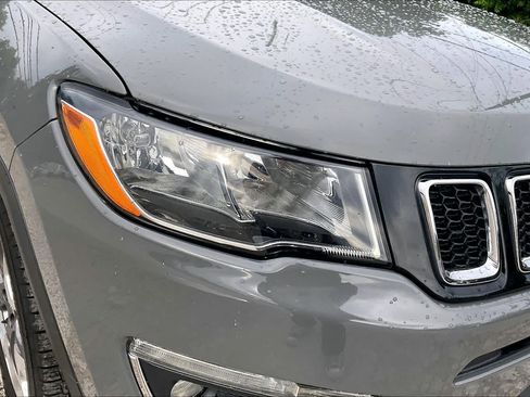 Used 2021 Jeep Compass Limited FWD image 23