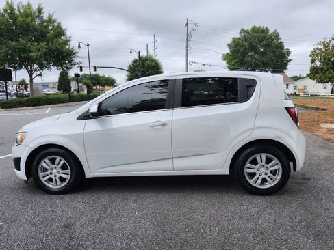 Used 2016 Chevrolet Sonic LT FWD image 14