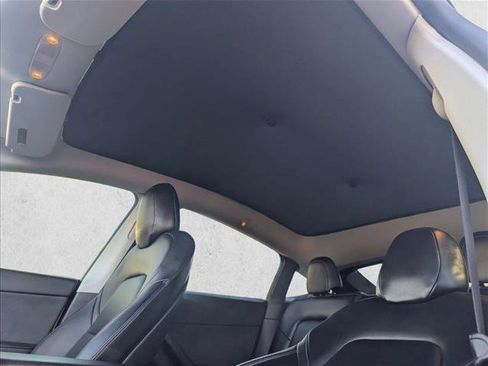 Used 2020 Tesla Model Y Performance image 12