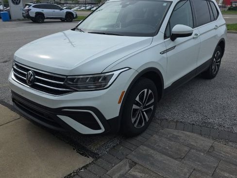 Used 2024 Volkswagen Tiguan S AWD/4WD image 1