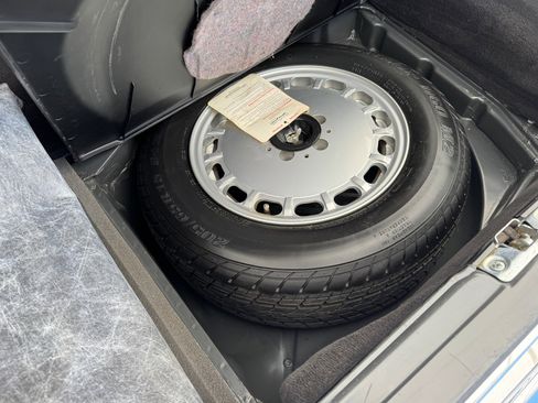 Used 1987 Mercedes-Benz 560 SL image 20