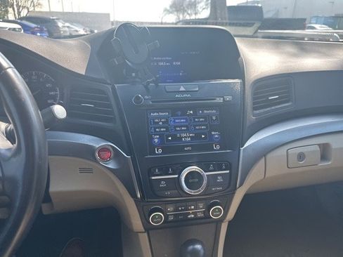 Used 2016 Acura ILX image 8