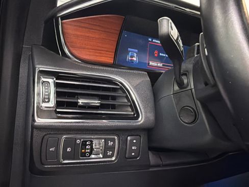 Certified 2022 Lincoln Navigator Reserve AWD/4WD image 34