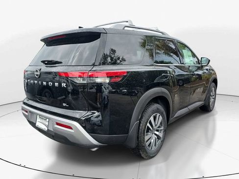New 2025 Nissan Pathfinder SL w/ Cargo Package image 10