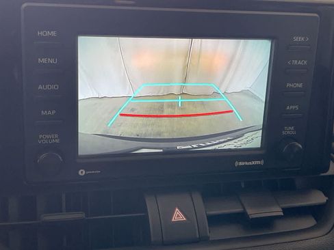 Used 2020 Toyota RAV4 LE w/ All Weather Liner Package AWD/4WD image 17
