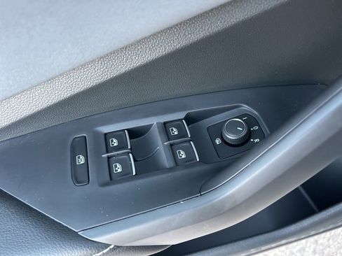 New 2026 Volkswagen Jetta SE image 13