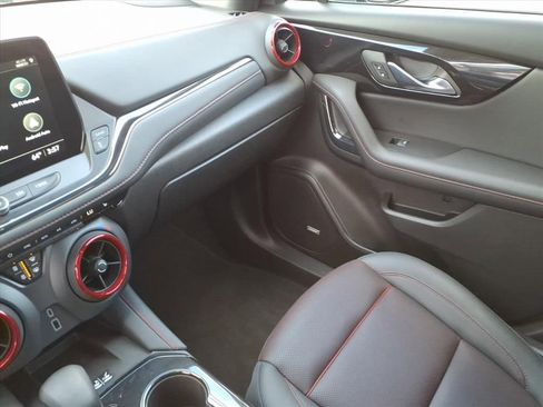 Used 2025 Chevrolet Blazer RS image 28