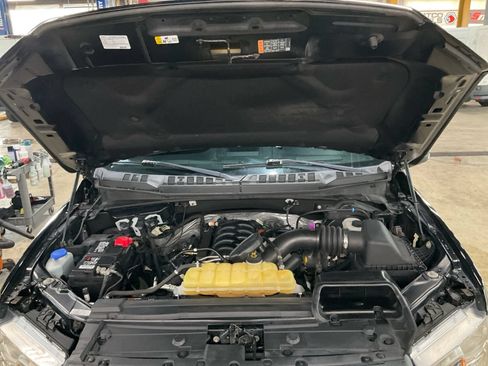 Used 2020 Ford F150 XLT w/ Equipment Group 302A Luxury AWD/4WD image 33