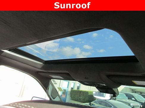 Certified 2025 GMC Sierra 1500 AT4X image 17