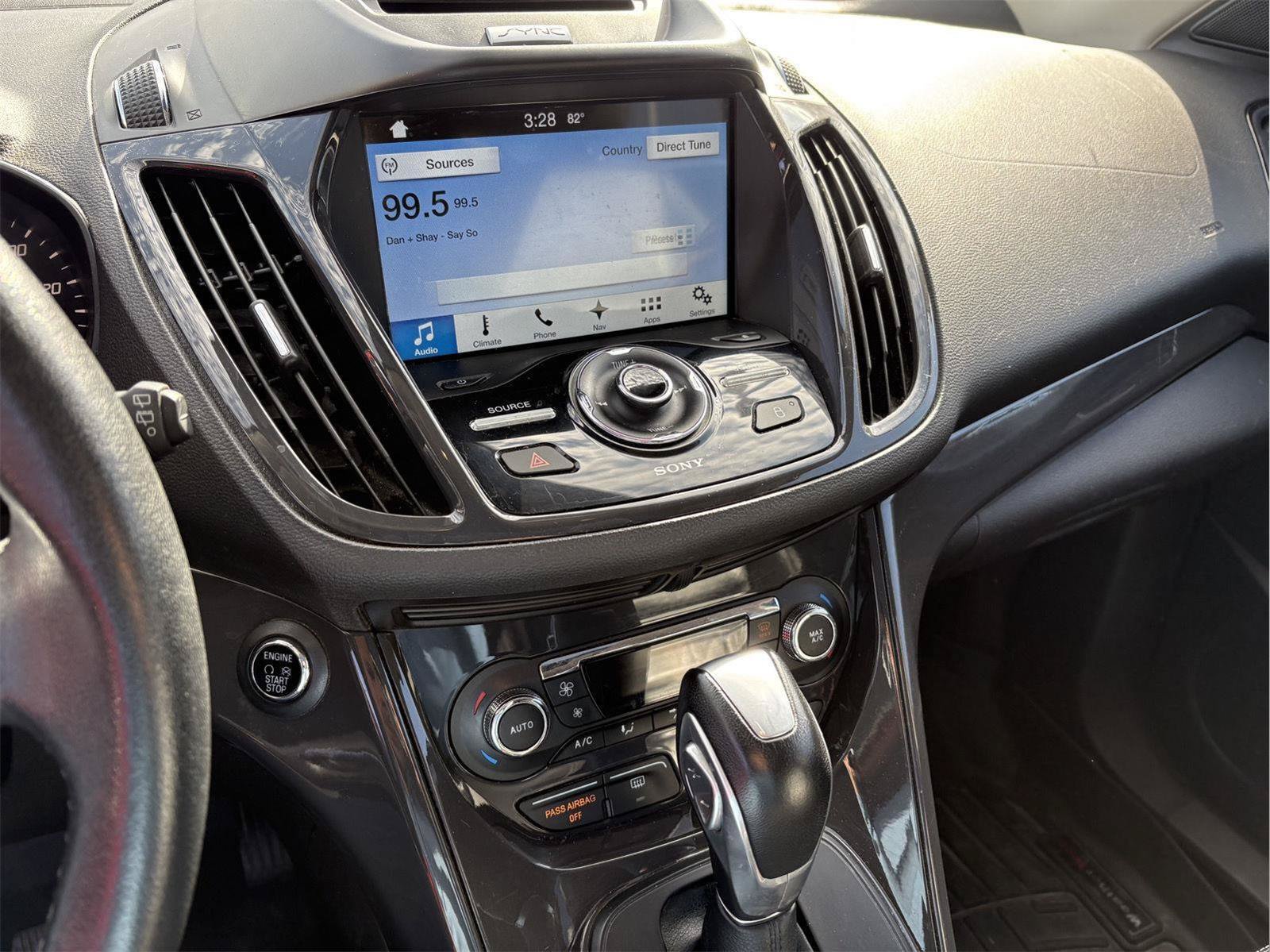 Used 2016 Ford Escape Titanium AWD/4WD image 6