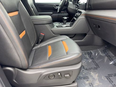 Used 2025 GMC Sierra 1500 AT4 AWD/4WD image 45