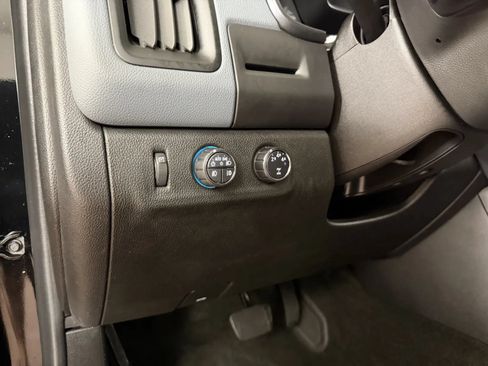 Used 2016 Chevrolet Colorado Z71 AWD/4WD image 16