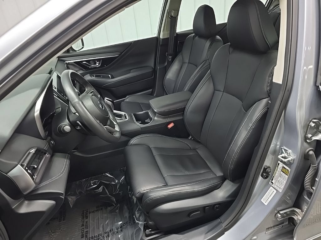 Used 2025 Subaru Legacy Limited AWD/4WD image 31