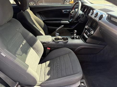 Used 2016 Ford Mustang GT image 14