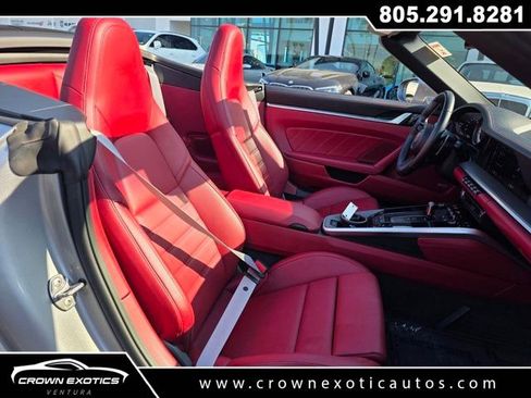 Used 2021 Porsche 911 Turbo image 44