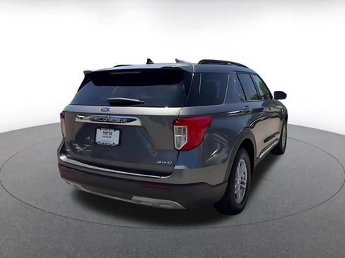 Used 2024 Ford Explorer XLT w/ Equipment Group 202A AWD/4WD image 14