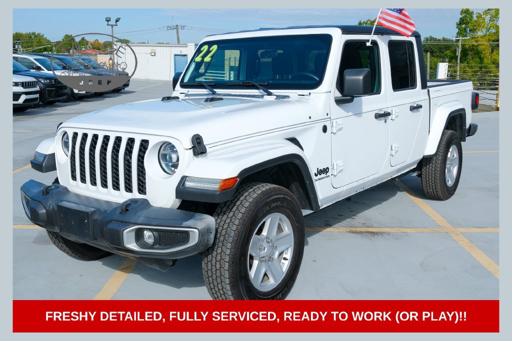 Used 2022 Jeep Gladiator Sport AWD/4WD image 1