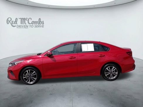 Used 2024 Kia Forte LXS w/ LXS Technology Package image 2