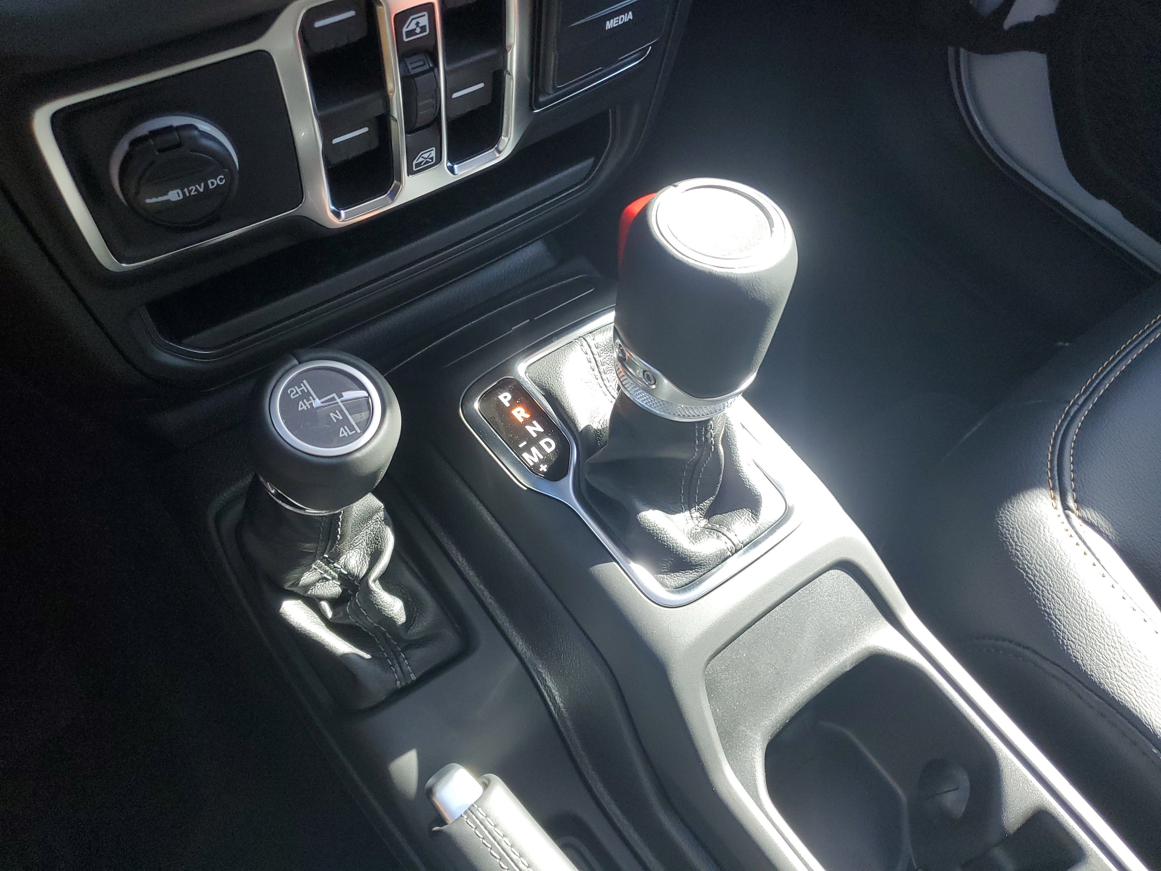 New 2027 Jeep Wrangler Unlimited Sahara AWD/4WD image 22