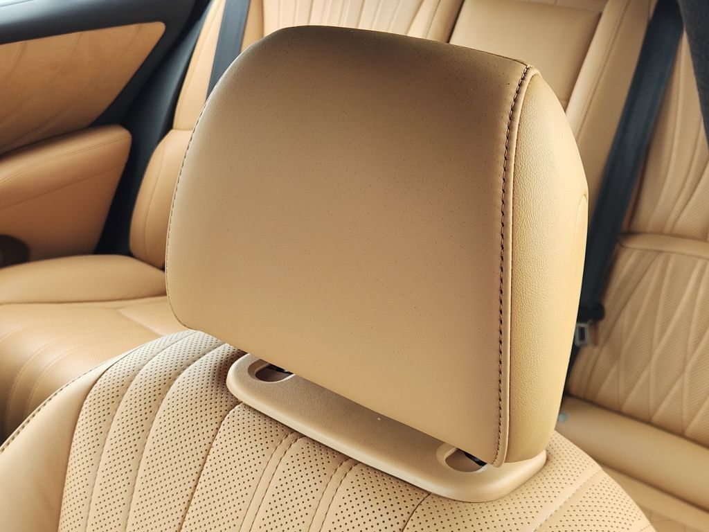 Certified 2022 Lexus LS 500 w/ Interior Upgrade Package RWD image 24