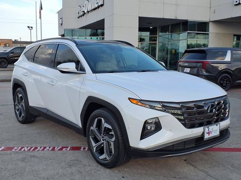 Used 2024 Hyundai Tucson Limited FWD image 3